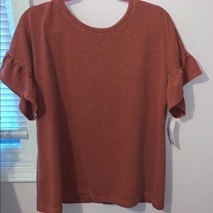 Ruffled short sleeve shirt